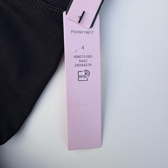 Victoria’s Secret High Waist Black Leggings NWT | Size 4 | Compression Fit VSX - Picture 8 of 8